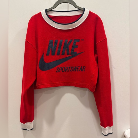 NIKE Reversible Cropped Sweatshirt, Size Small, Excellent Condition, No Tags In - Picture 6 of 11